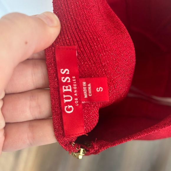 Red off the shoulder guess dress - Picture 4 of 4